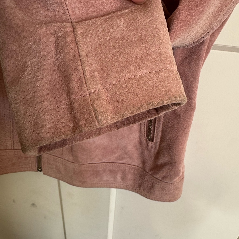 Vintage Wilsons Leather Women's Mauve Suede Jacket - Picture 4 of 8